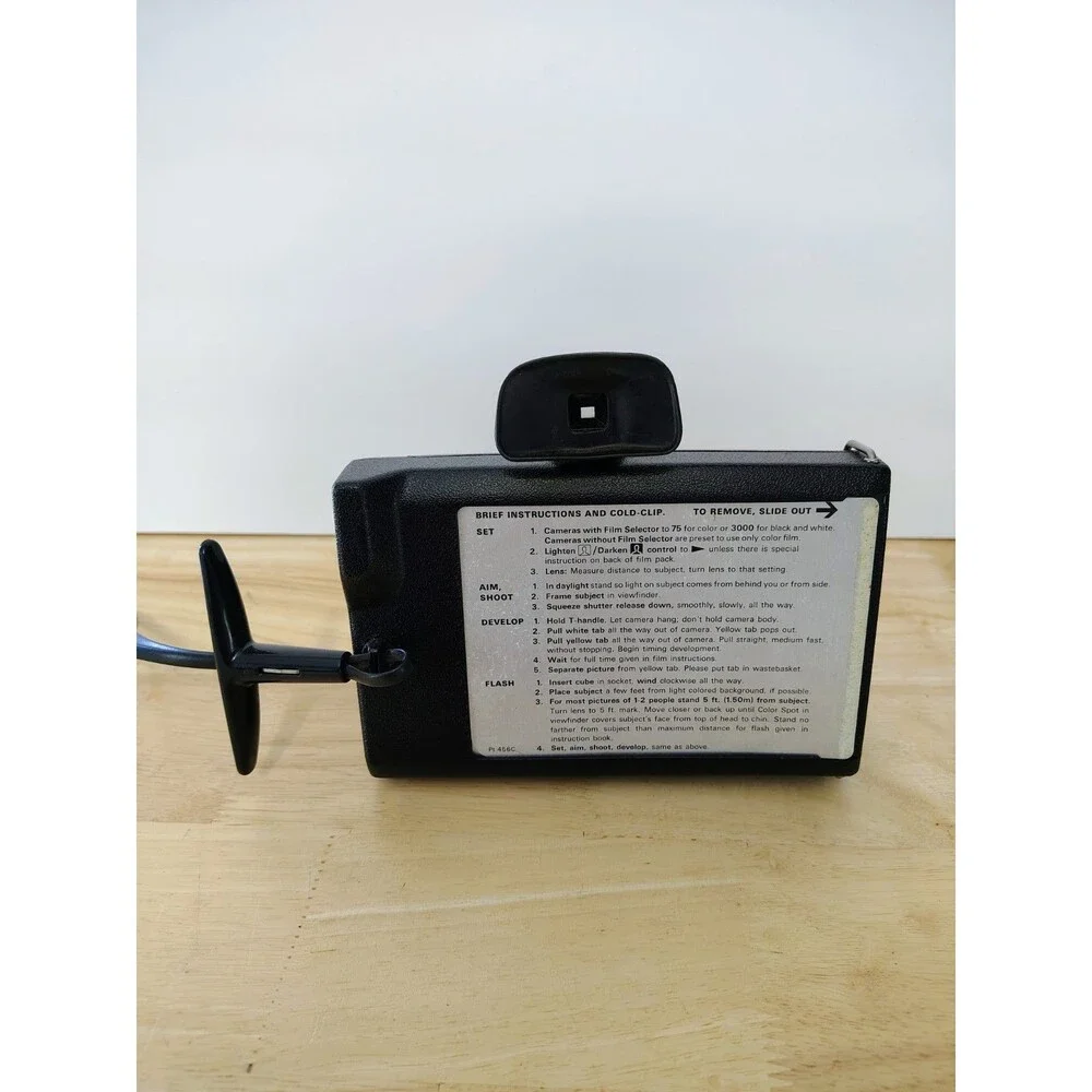 POLAROID THE COLORPACK LAND CAMERA